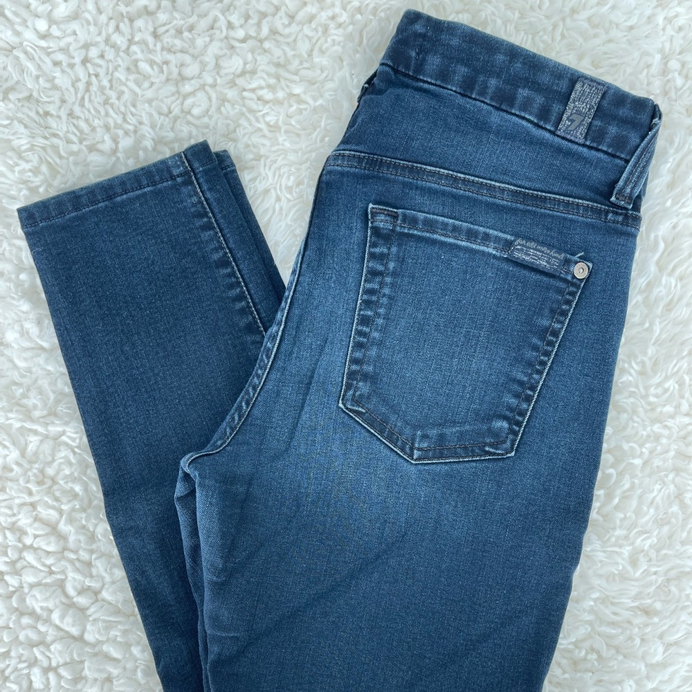 7 for all Mankind “The Highwaist Skinny” Jeans, Like New. Size 28